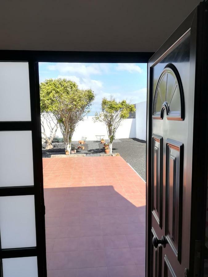 Vivienda Vacacional La Canada Tinajo Buitenkant foto