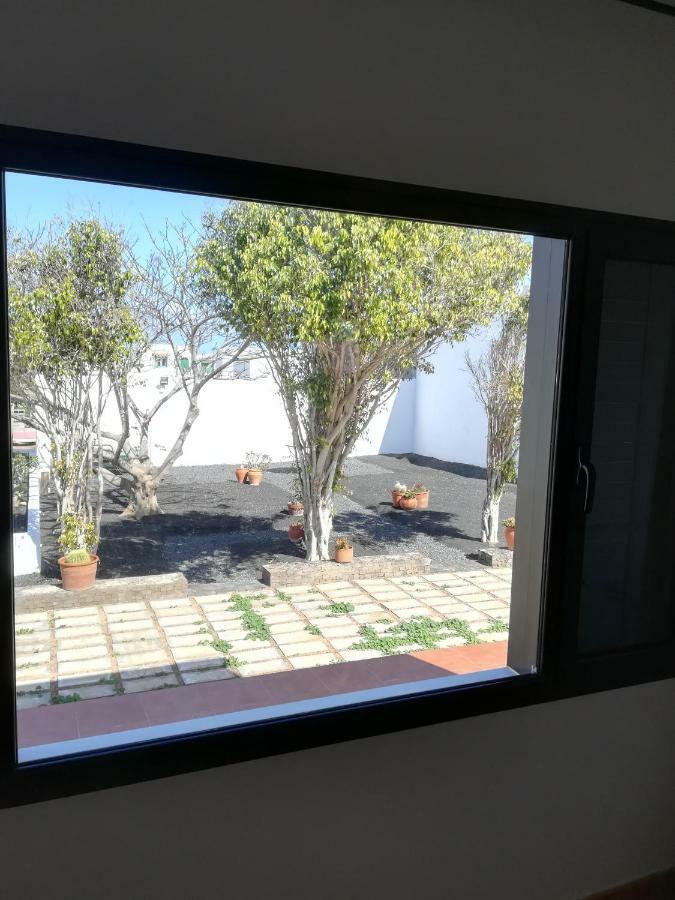 Vivienda Vacacional La Canada Tinajo Buitenkant foto